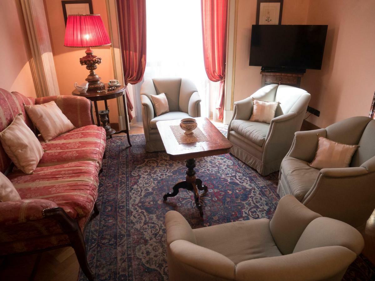 Apartmán Broletto 26 Milán Exteriér fotografie